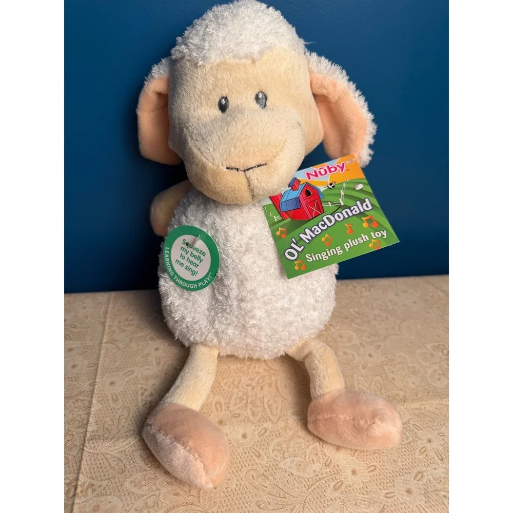 Nuby Ol MacDonald Singing Plush Toy Sheep Lamb Musical Nursery Rhyme White New